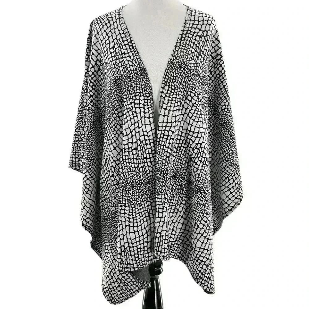 Antthony original poncho sweater one size fits most black white coastal granny